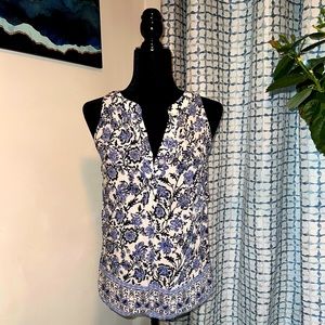 Blue floral printed tank top